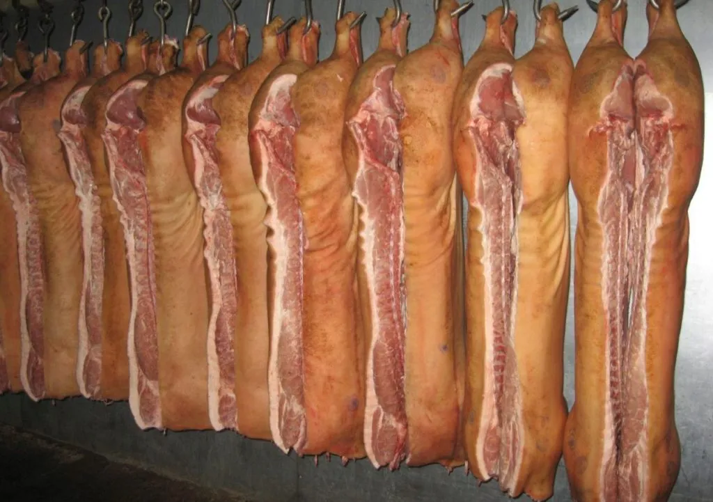 фотография продукта Свинина в полутушах и блочная свинина. 